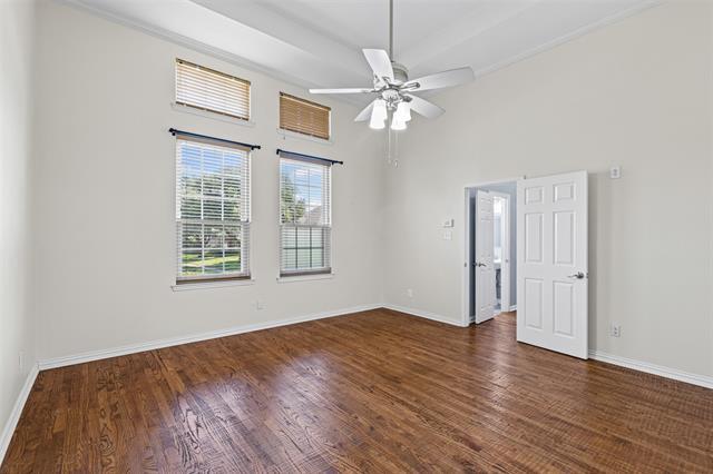 Building Photo - 7713 La Guardia Dr