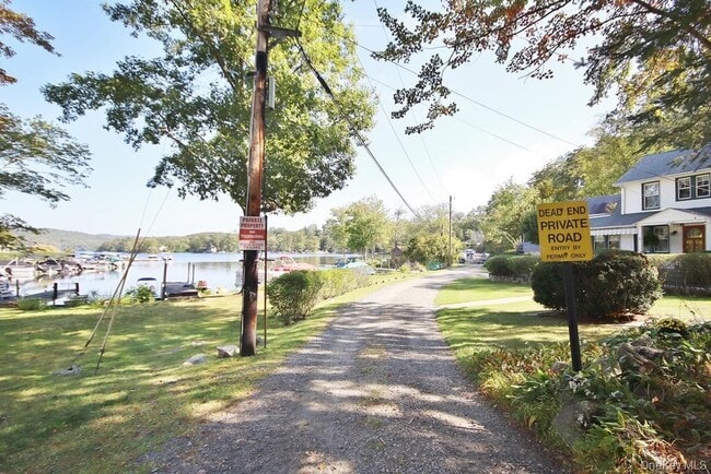 Building Photo - 78 Dunderberg Rd