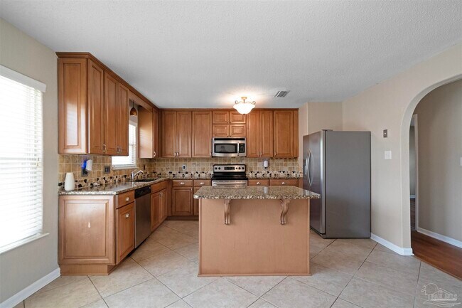 Building Photo - 8137 Imperial Dr
