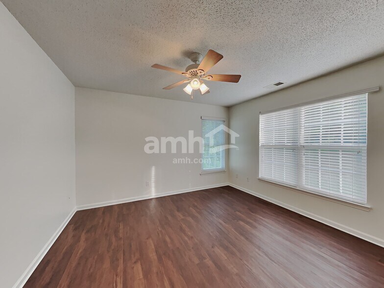 Building Photo - 3507 Lusby Ct