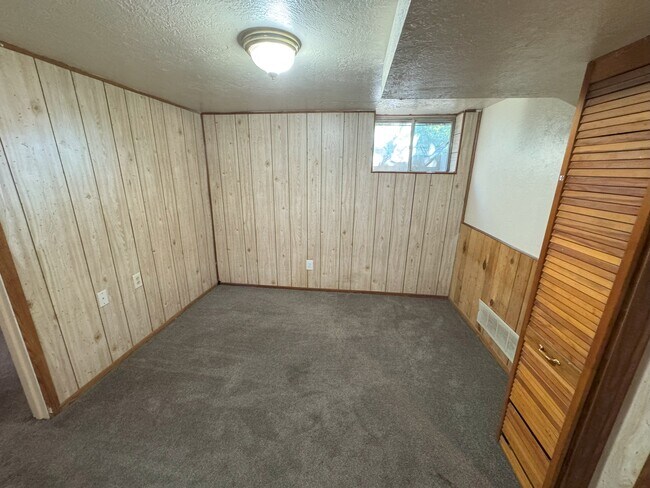 Building Photo - 1758 Myers Ln