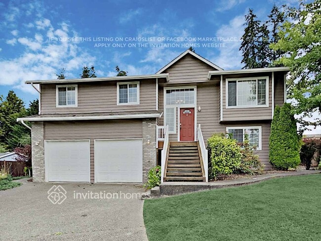 Building Photo - 2225 23rd St Pl SE