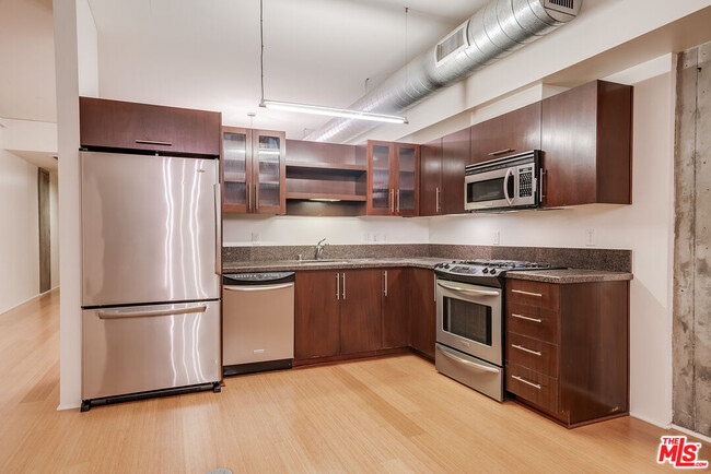 Building Photo - 1111 S Grand Ave
