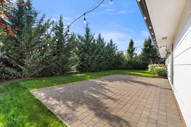 Building Photo - 3 Bed + Bonus in West Boise!