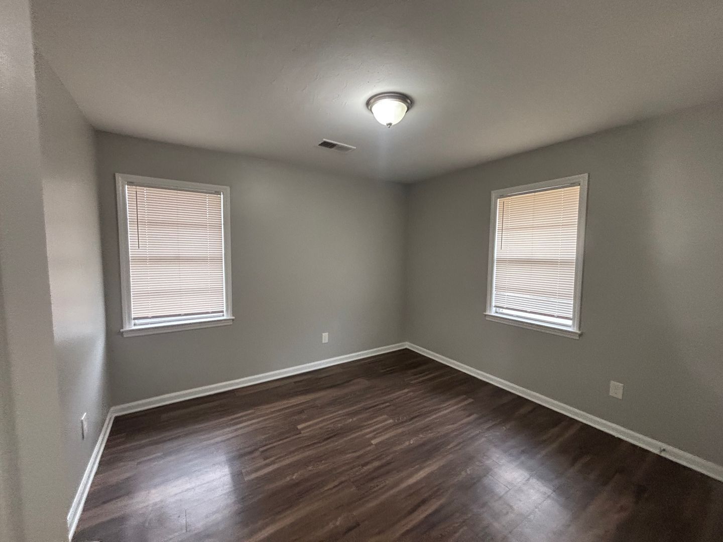 Building Photo - 2370 Hillside Ave