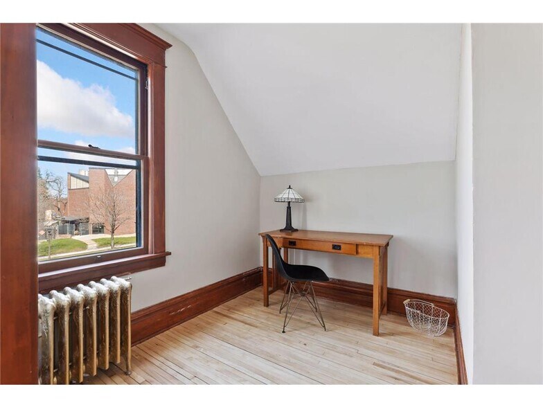 Building Photo - 1310 Marshall Ave