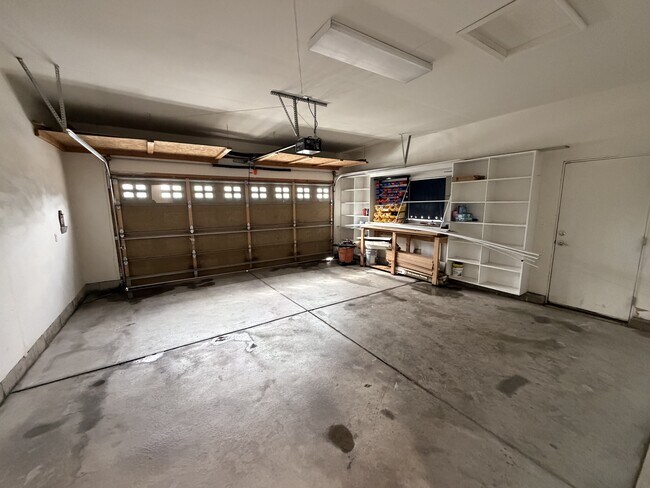 Building Photo - 653 Millet Cir