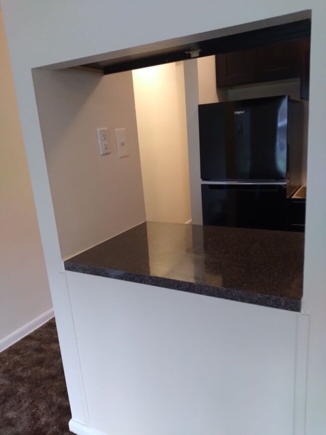 Interior Photo - Creswood Apartments
