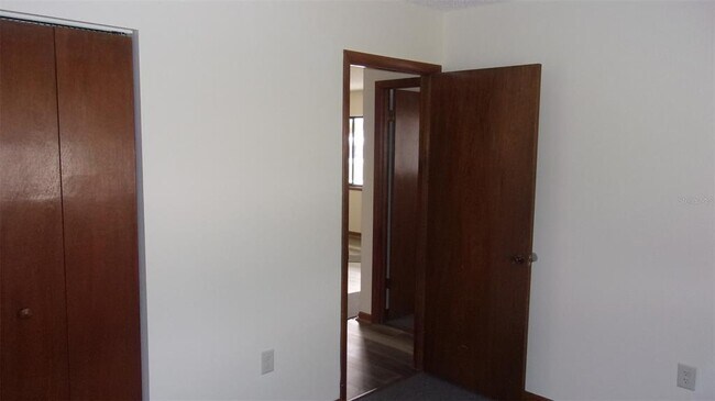 Building Photo - 10081 SW 97th Ct