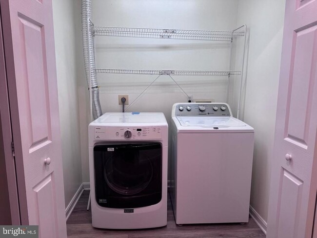 Building Photo - 2639 Middle Rd