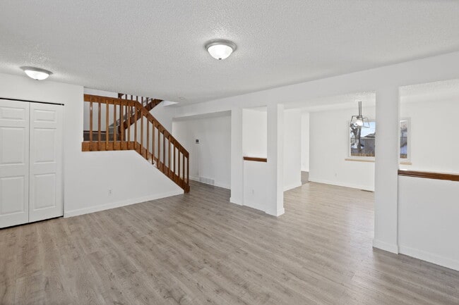 Building Photo - Spacious 6-Bedroom / 3.5-Bath Home — Great Location + Solar Savings!