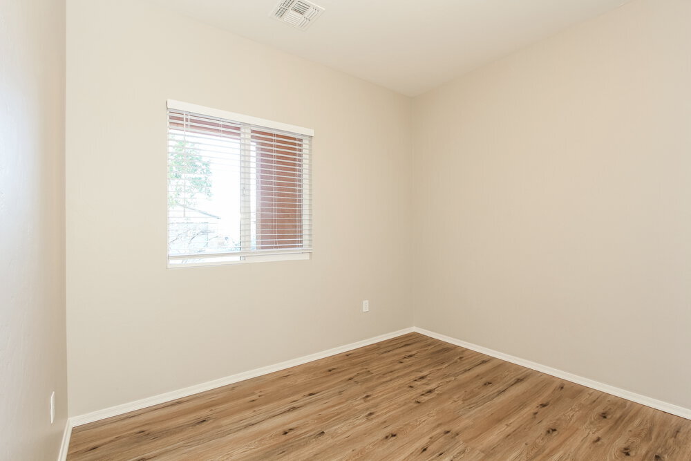 Building Photo - 8391 W Kittiwake Ln