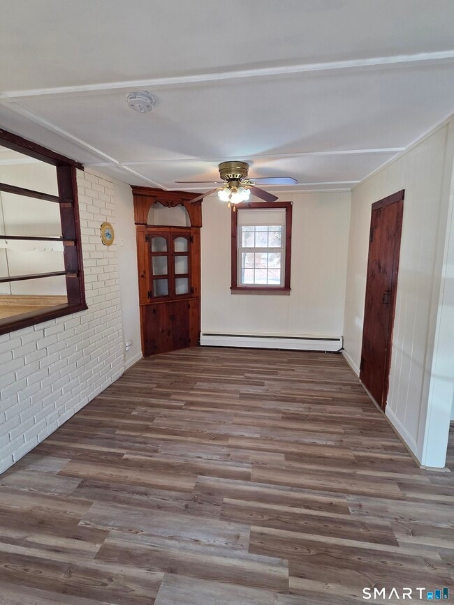 Building Photo - 397 Buddington Rd