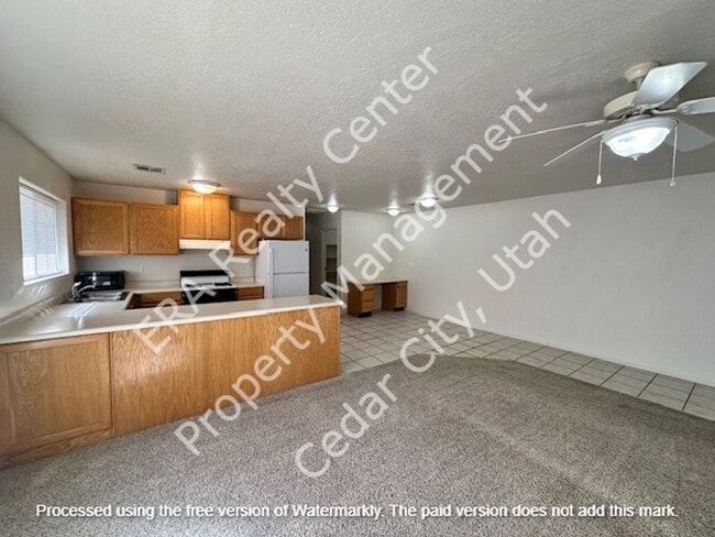 Building Photo - Move-In Discount -- 2 Bedroom - 2 bath Apartment with Garage!