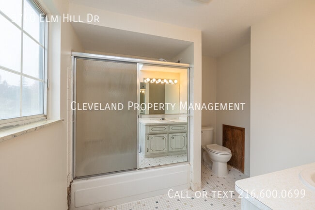 Building Photo - 5740 Elm Hill Dr