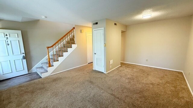 Building Photo - NORTH/EAST UPDATED 2 BEDROOM CONDOMINIUM AVAILABLE NOW!