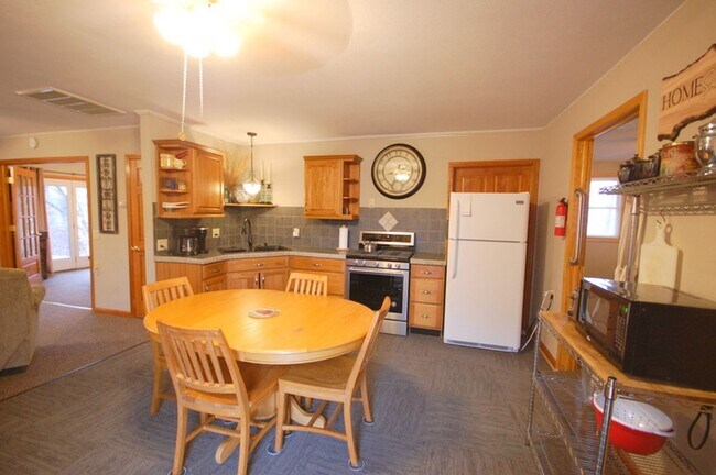 Building Photo - AirBnB 216th Drive