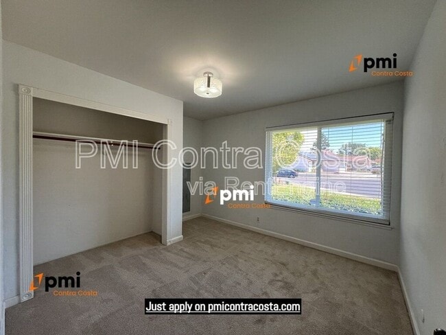 Building Photo - 2690 Waltrip Ln