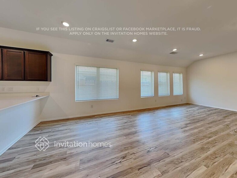 Building Photo - 22711 Bolanzo Ln