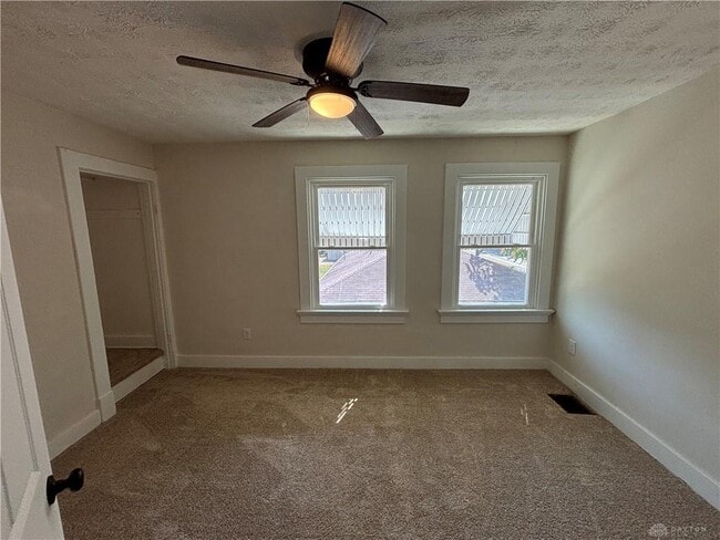 Building Photo - 3460 Ridge Ave