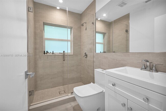 Building Photo - Northeast 81st Street, Miami, FL 33138 - 3 BR 2 BA single-family home