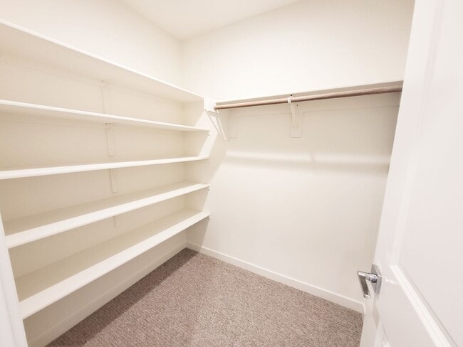 Building Photo - House for Rent in Summerlin Call or Text f...