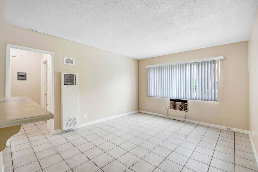 Building Photo - Telegraph Place Apartments