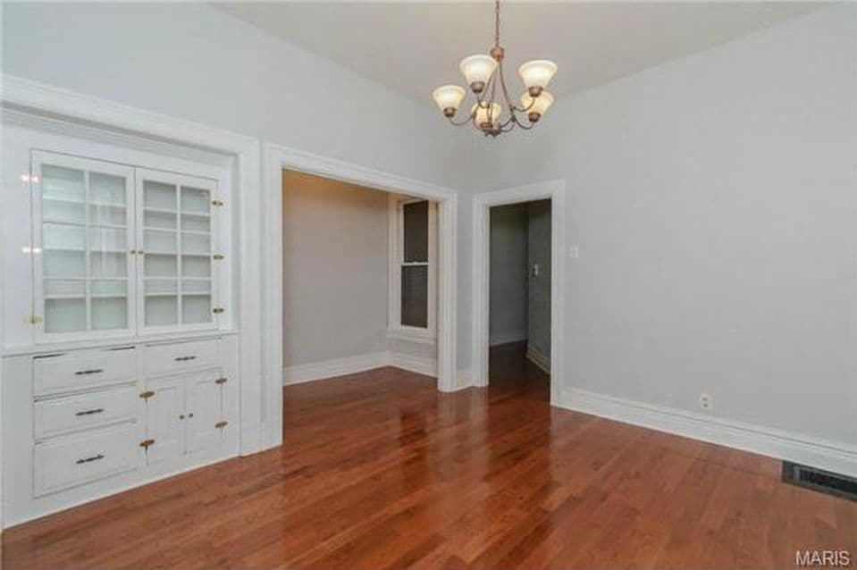 Building Photo - 3671 Russell Blvd