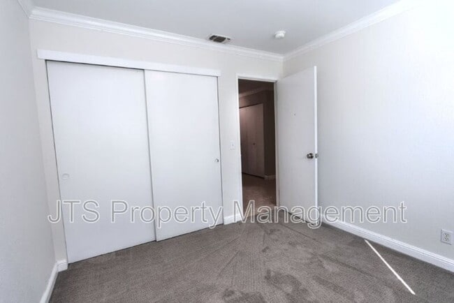 Building Photo - 9221 Rock Canyon Way