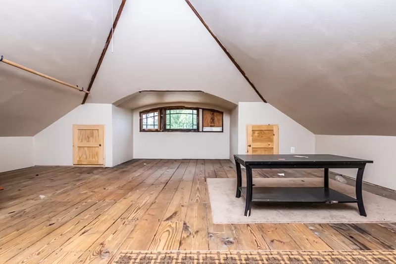 Attic - 1012 N Glenwood Ave