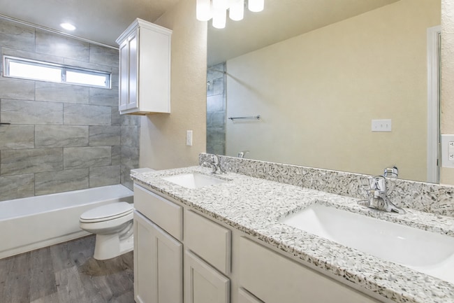 Building Photo - AVAILABLE NOW ; APPLY TODAY ON OUR WEBSITE; 1 MONTH FREE