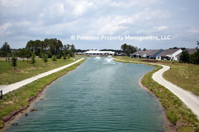 Building Photo - 409 Deveraux Dr