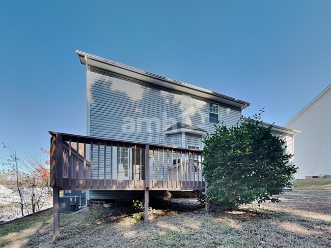 Building Photo - 3104 Gross Ave