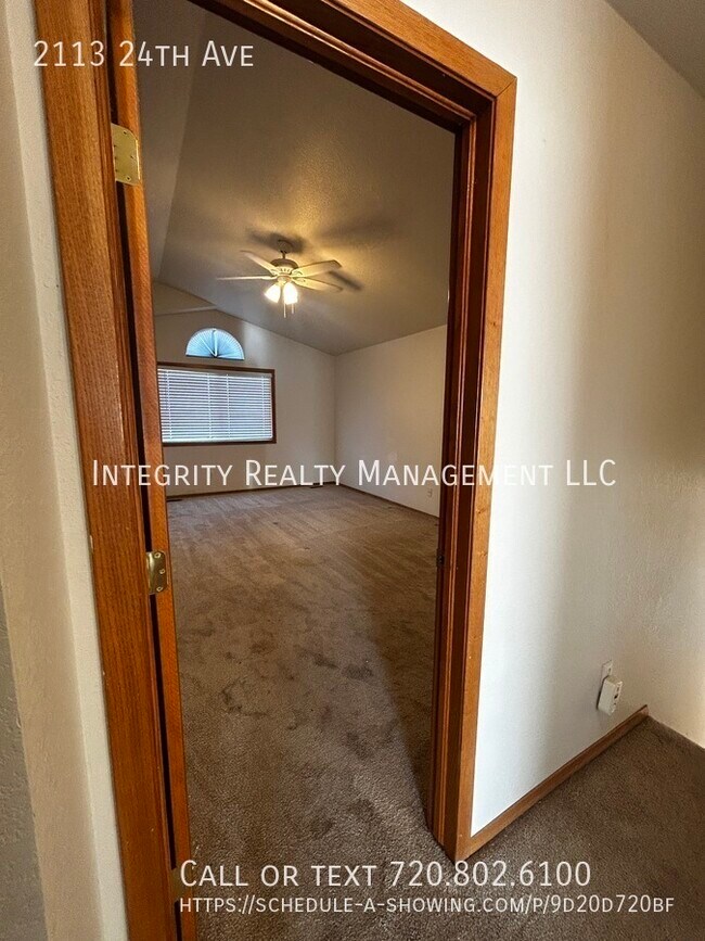 Building Photo - 2113 24th Ave