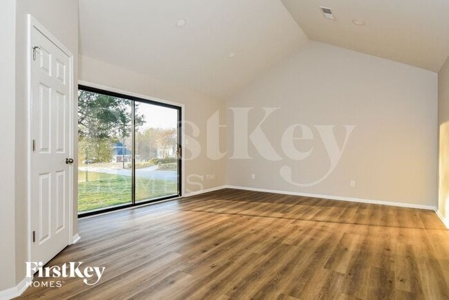 Building Photo - 4113 Oak Hollow Dr