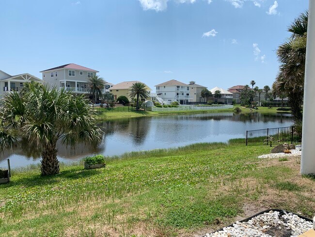 Building Photo - 17 Mahoe Dr S