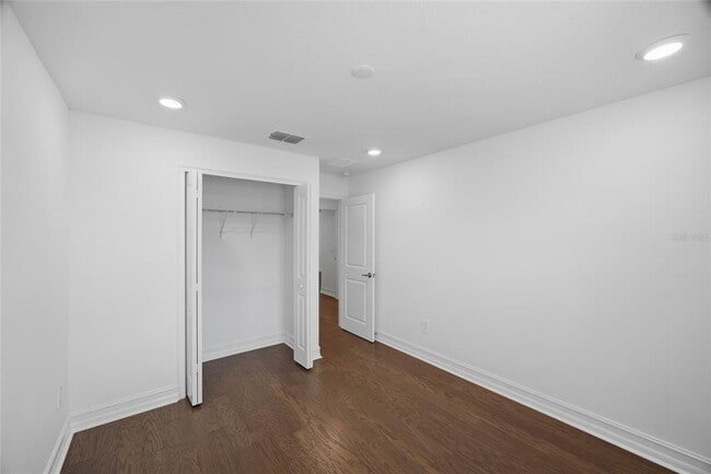 Building Photo - 4510 S Manhattan Ave