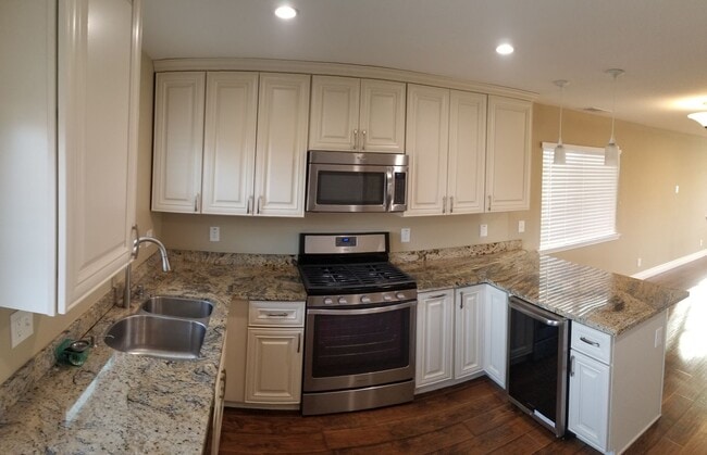 Building Photo - Modern 3-Bedroom Home Near San Leandro Sch...