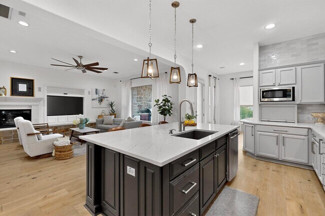 Building Photo - 102 Kildrummy Ln