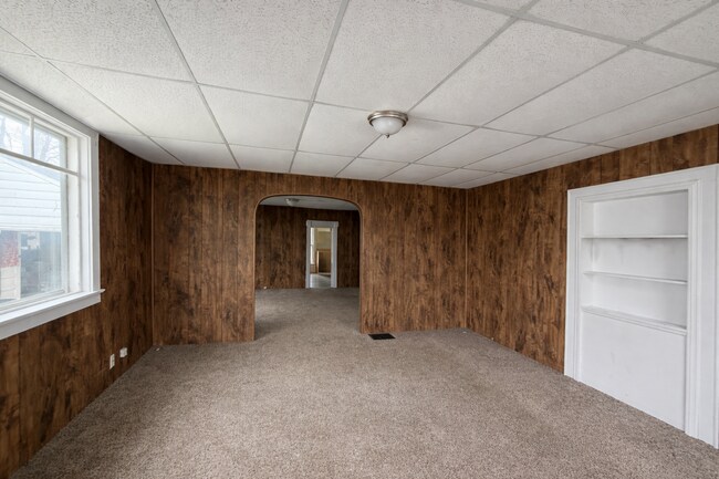 Building Photo - 405 New St