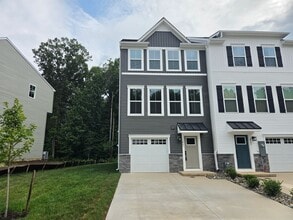 Building Photo - 1863 Bergerac Ct