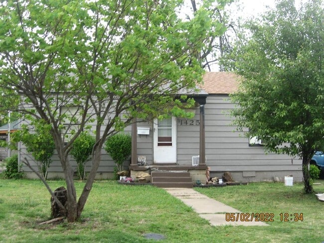 Building Photo - Rent to Own Make Ready!