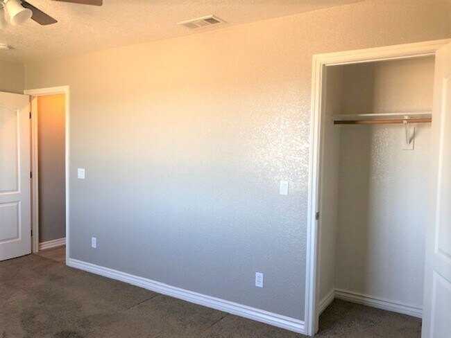 Building Photo - 21240 Yerba Blvd