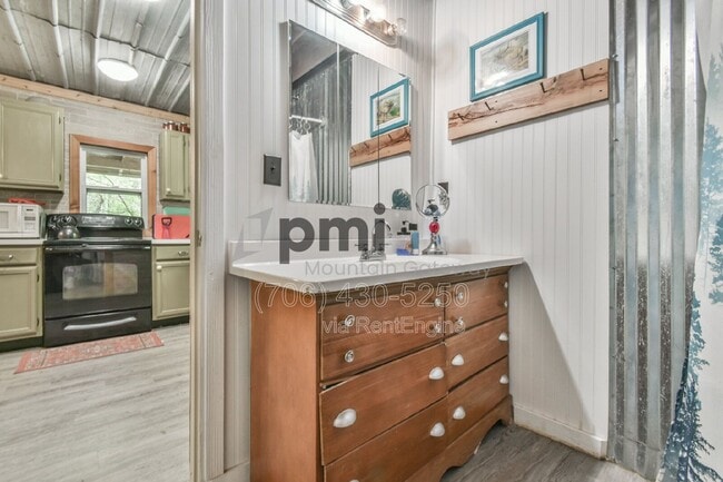 Building Photo - 43 Davis Gap Rd