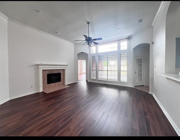 Building Photo - 2714 Winterberry Dr