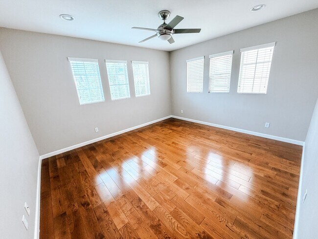 Building Photo - San Ramon Home Available Now!