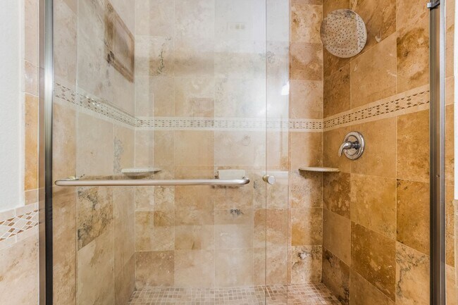 Building Photo - 3 Bedroom Furnished Condo in Spanish Palms