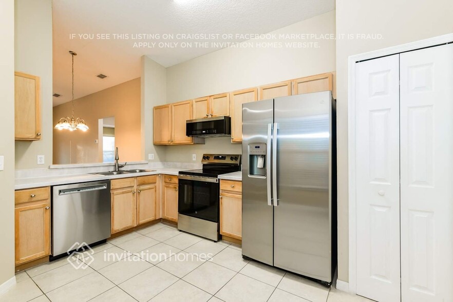 Building Photo - 1514 Oak Hill Trail