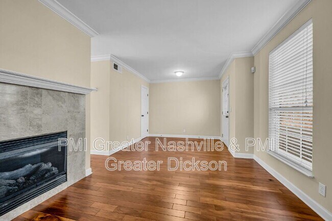 Building Photo - 8207 Sawyer Brown Rd