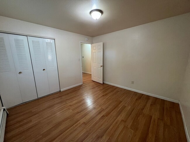 Building Photo - Mathews327 (KC-KS-RB)